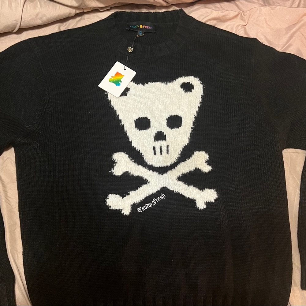 Teddy Fresh Skull and Crossbones Sweater